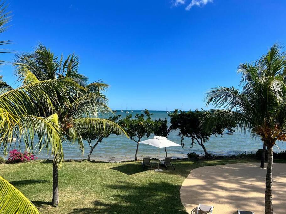 Latitude Luxury Seafront Suite Rivière Noire Eksteriør billede